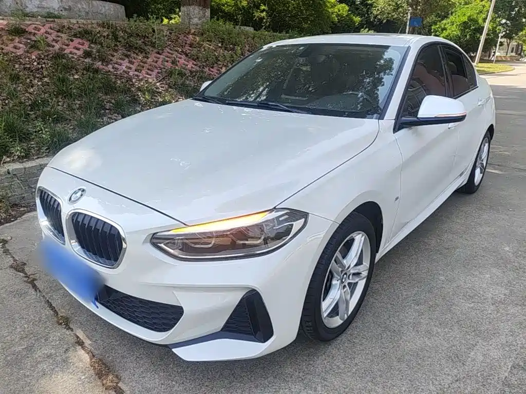 BMW 1 Series 2021 120i M Sport Shadow Edition