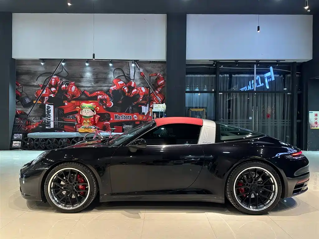 Porsche 911 2023 Targa 4 3.0T фото 4