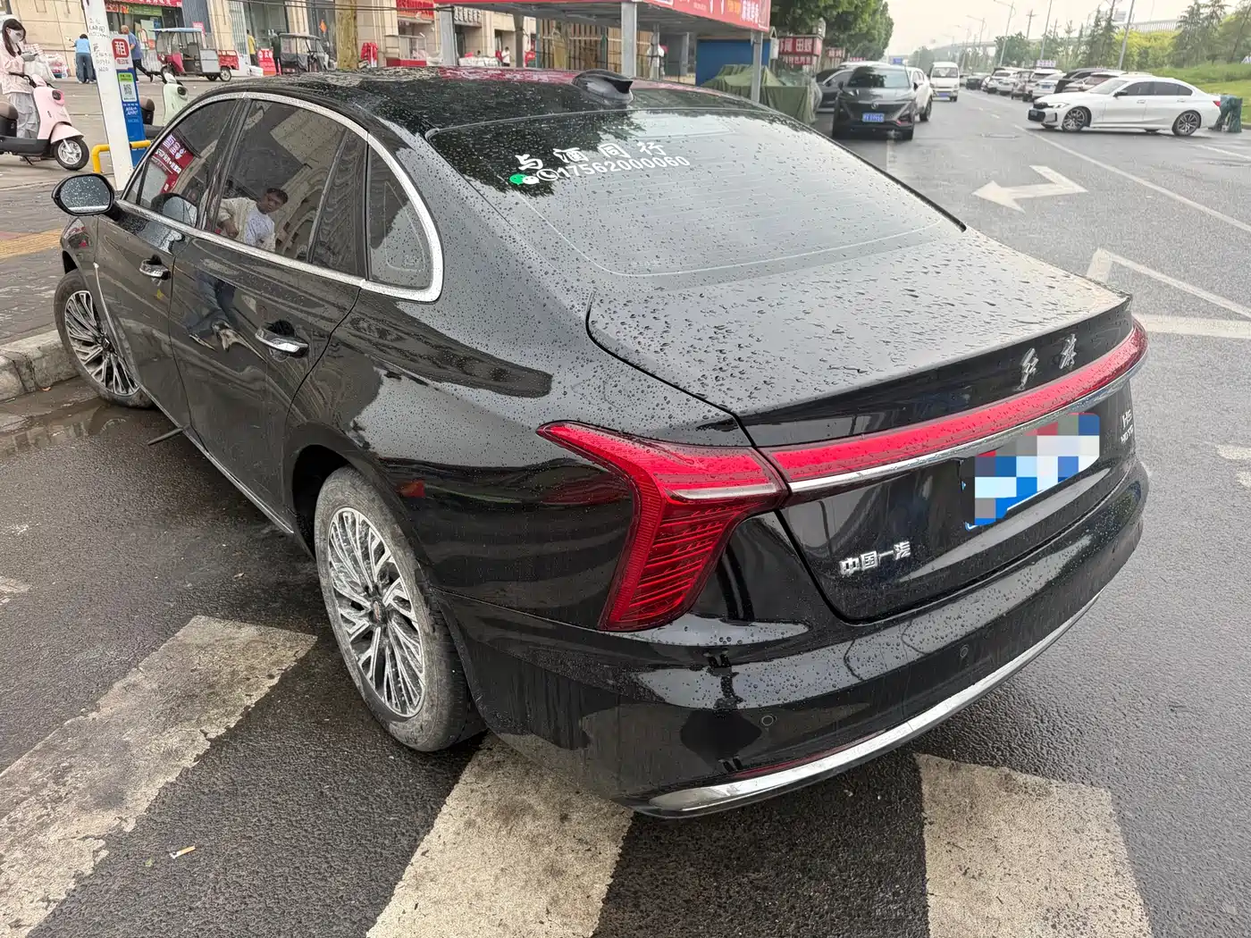 Hongqi H5 2025 2.0T Automatic Flag Celebration 500,000 Units Anniversary Edition фото 15