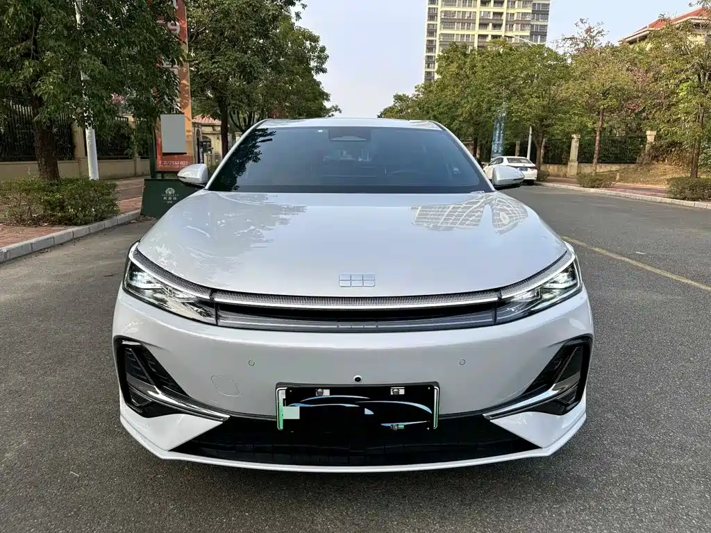 Geely Galaxy Galaxy A7 2025 2025 EM-i 150km Long Voyage Edition