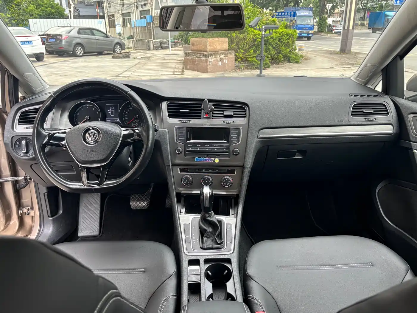 Volkswagen Golf 2015 1.4TSI Automatic Comfort фото 7