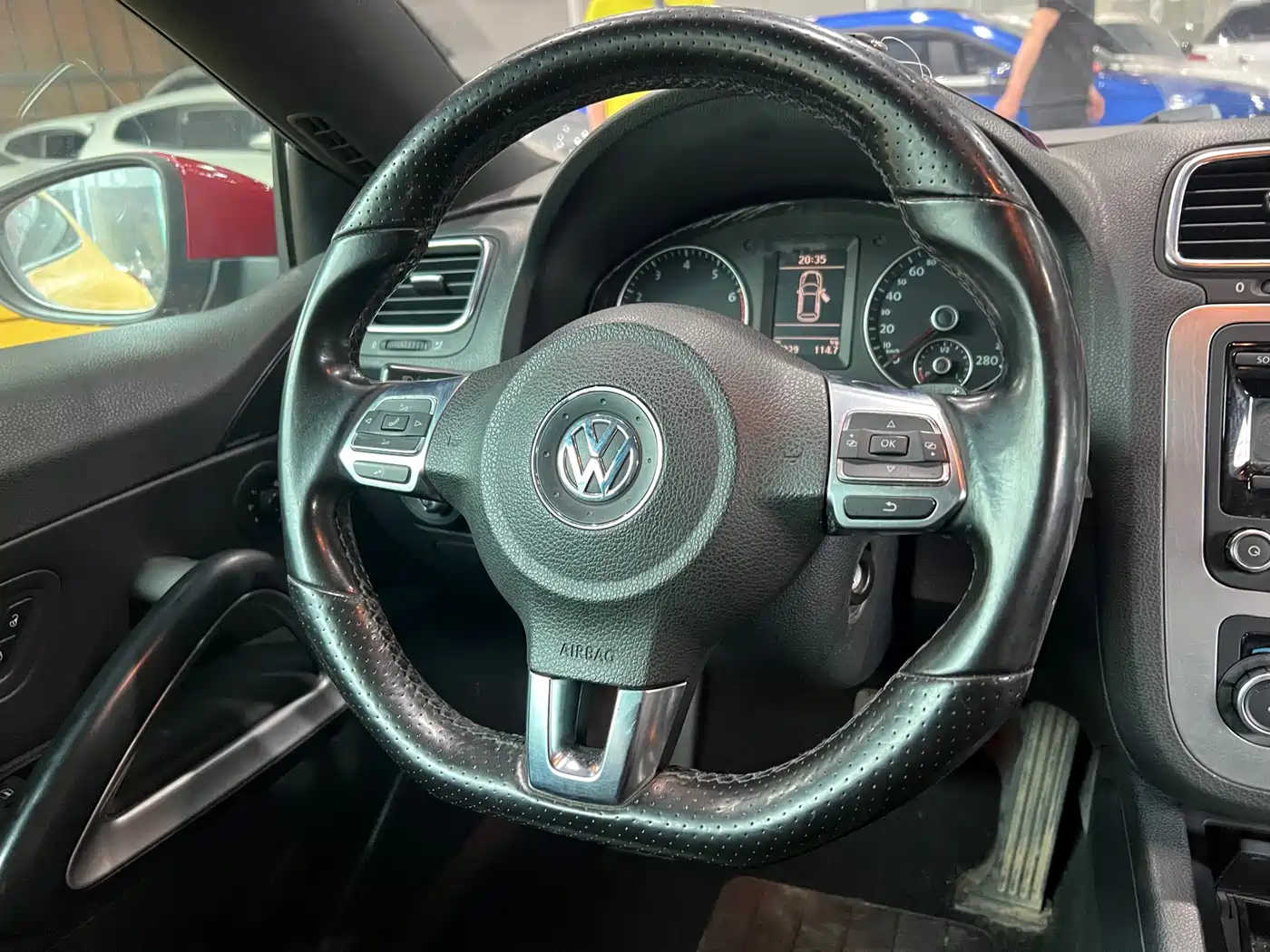 Volkswagen Scirocco 2011 2011 2.0TSI Luxury