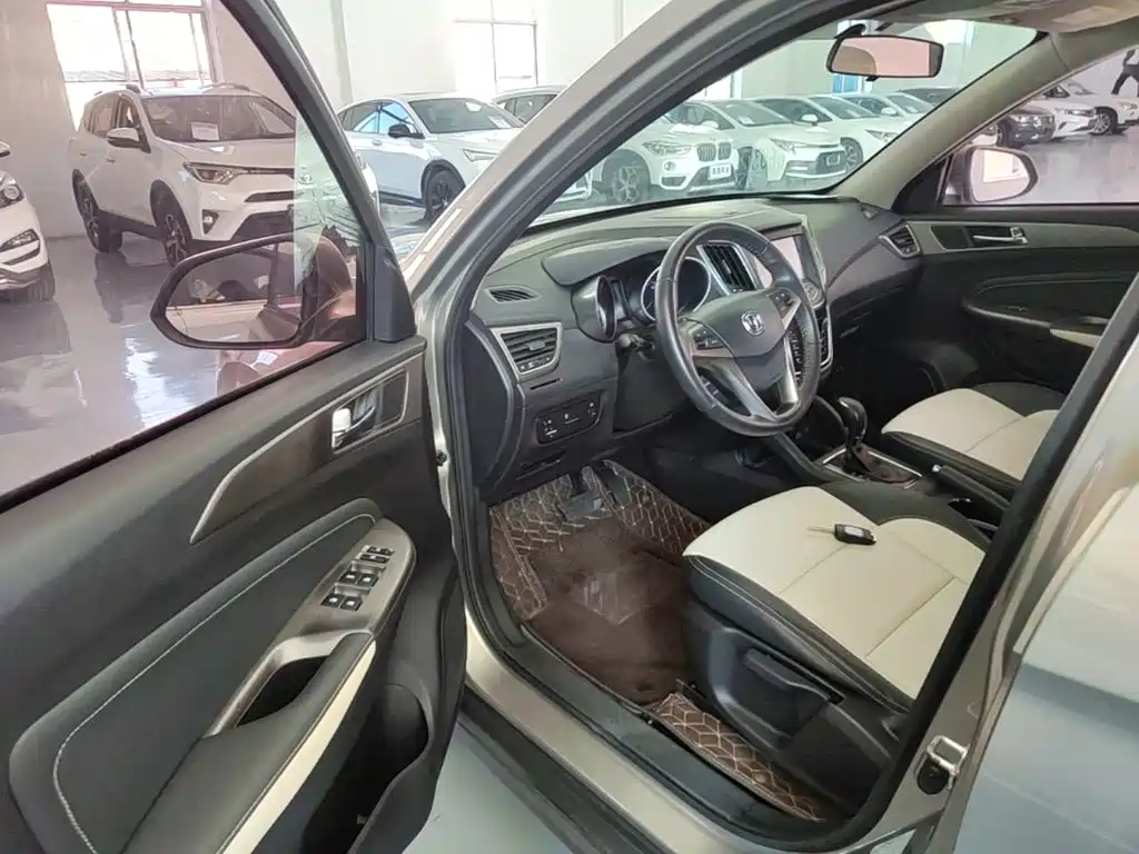 Changan CS35 2018 2017 1.6L Auto Luxury