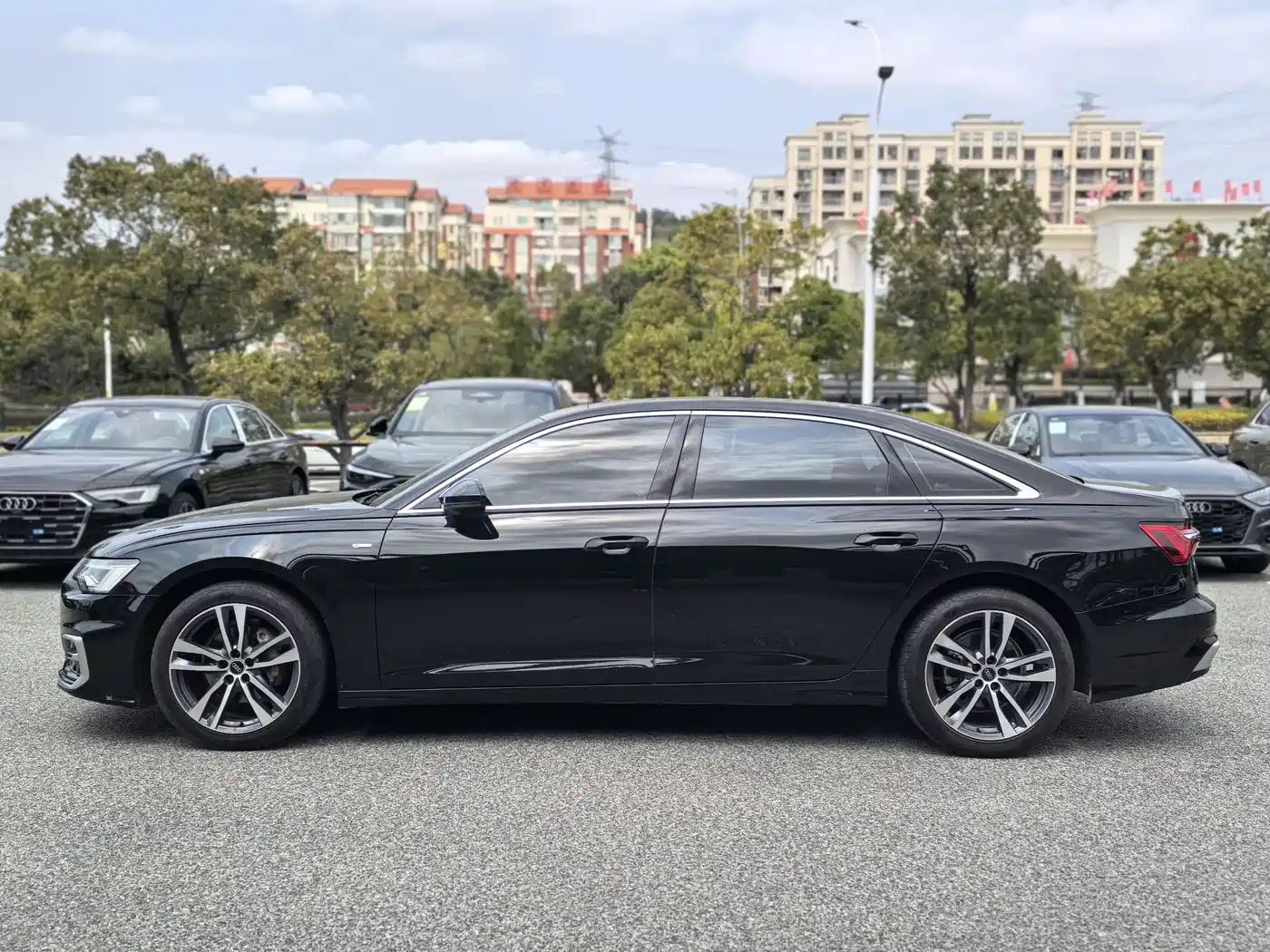 Audi A6L 2024 40 TFSI Luxury Dynamic фото 5