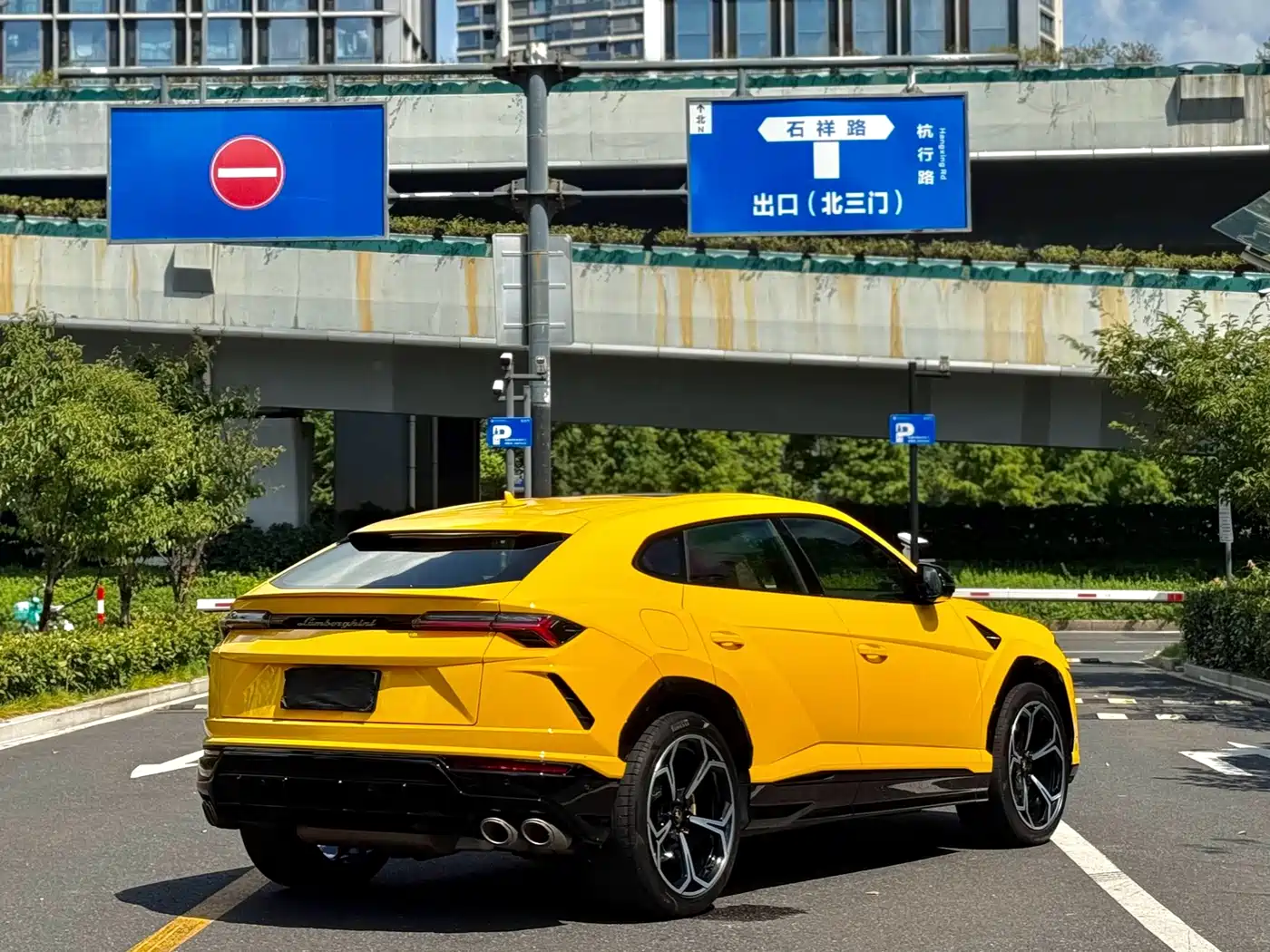 Lamborghini Urus 2023 2021 4.0T V8