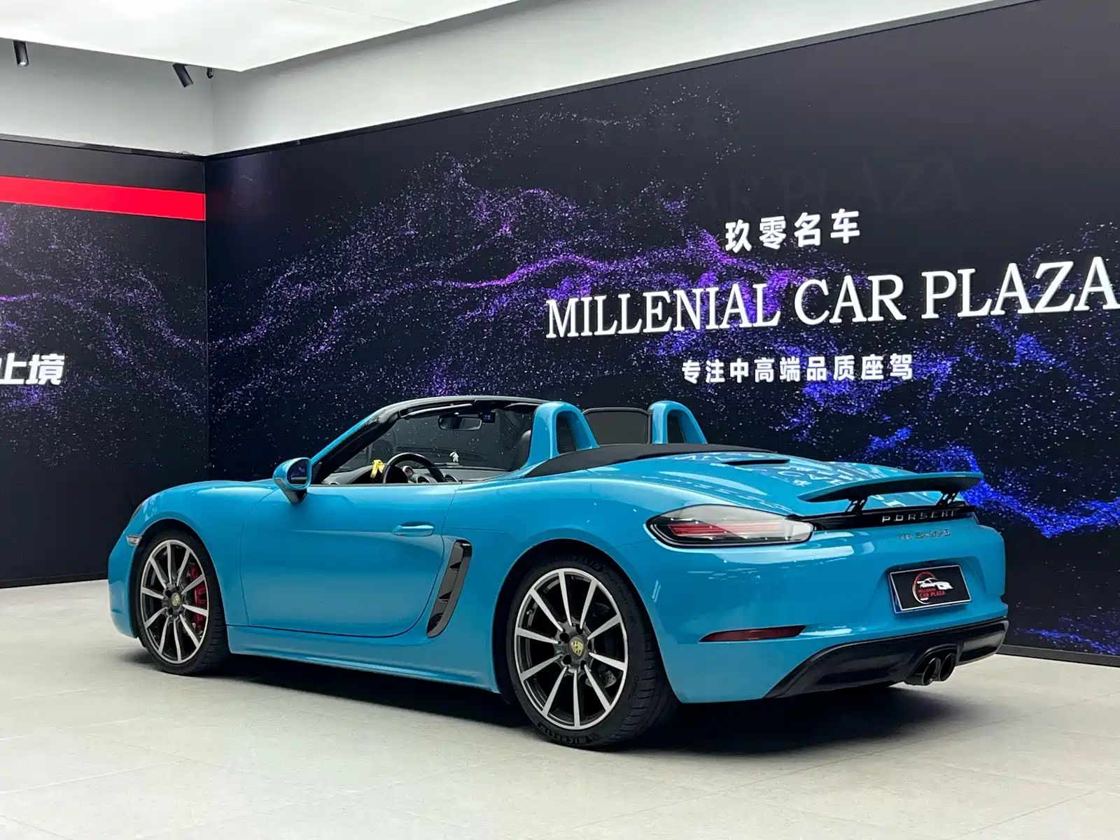 Фото 4 - Porsche 718