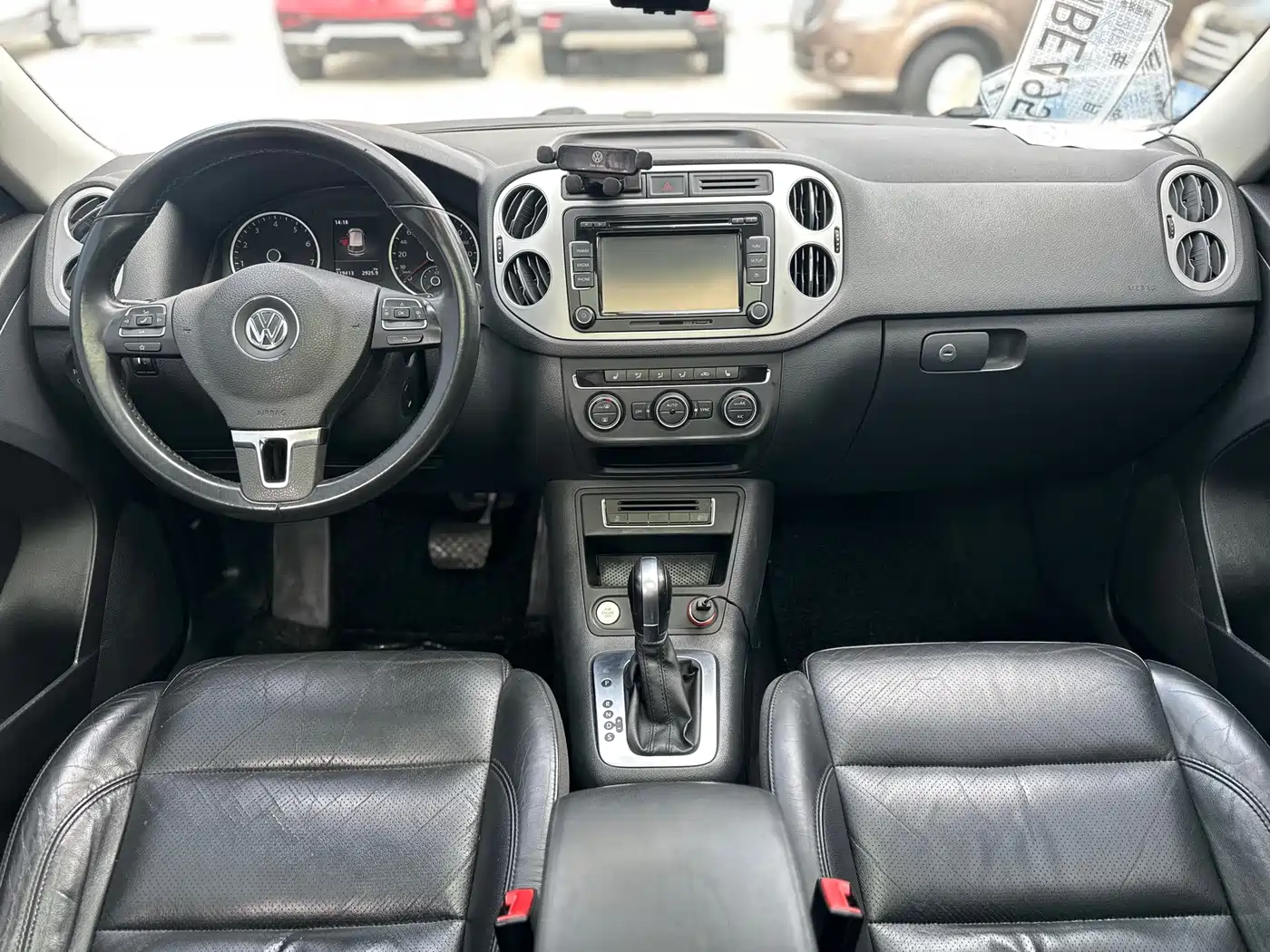 Volkswagen Tiguan 2015 1.8TSI Automatic 2WD Trendline фото 6
