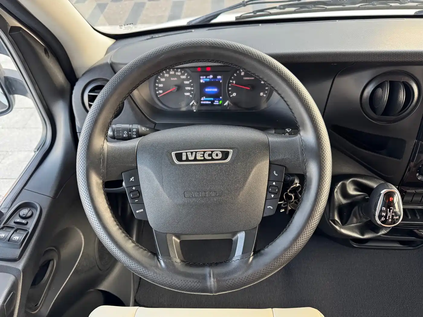 Iveco Daily 2025 2021 3.0T Automatic Type C RV Professional Chassis Long Wheelbase High Roof F1C