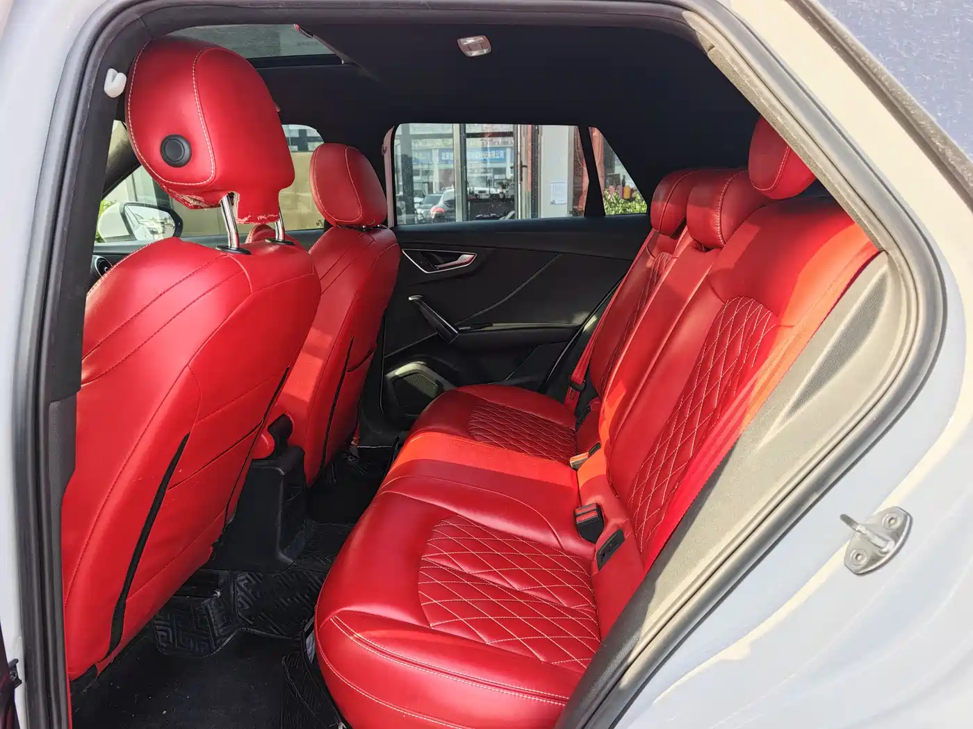 Audi Q2L e-tron 2019 Q2L e-tron Pure Electric Smart Cool Edition фото 5