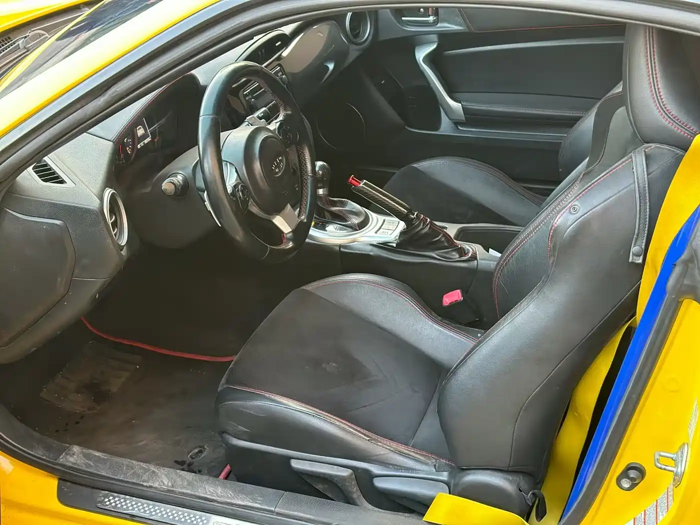 Subaru BRZ 2017 2.0i Automatic type-RS Edition фото 4