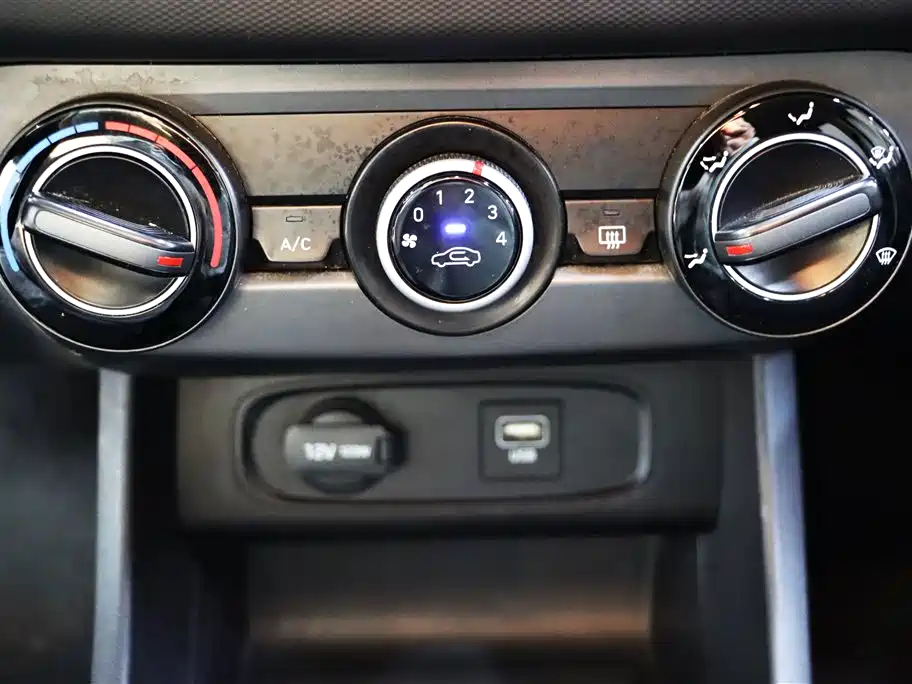 Hyundai Elantra 2018 1.6L Auto Joy GL (China V) фото 18