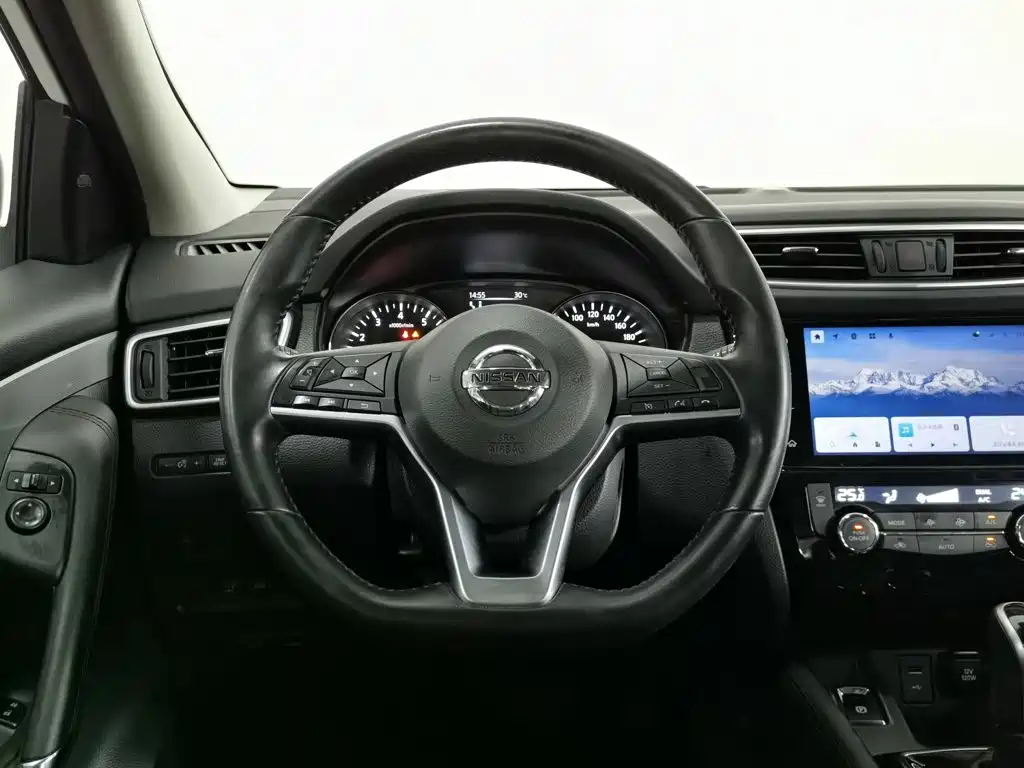 Фото 11 - Nissan Qashqai