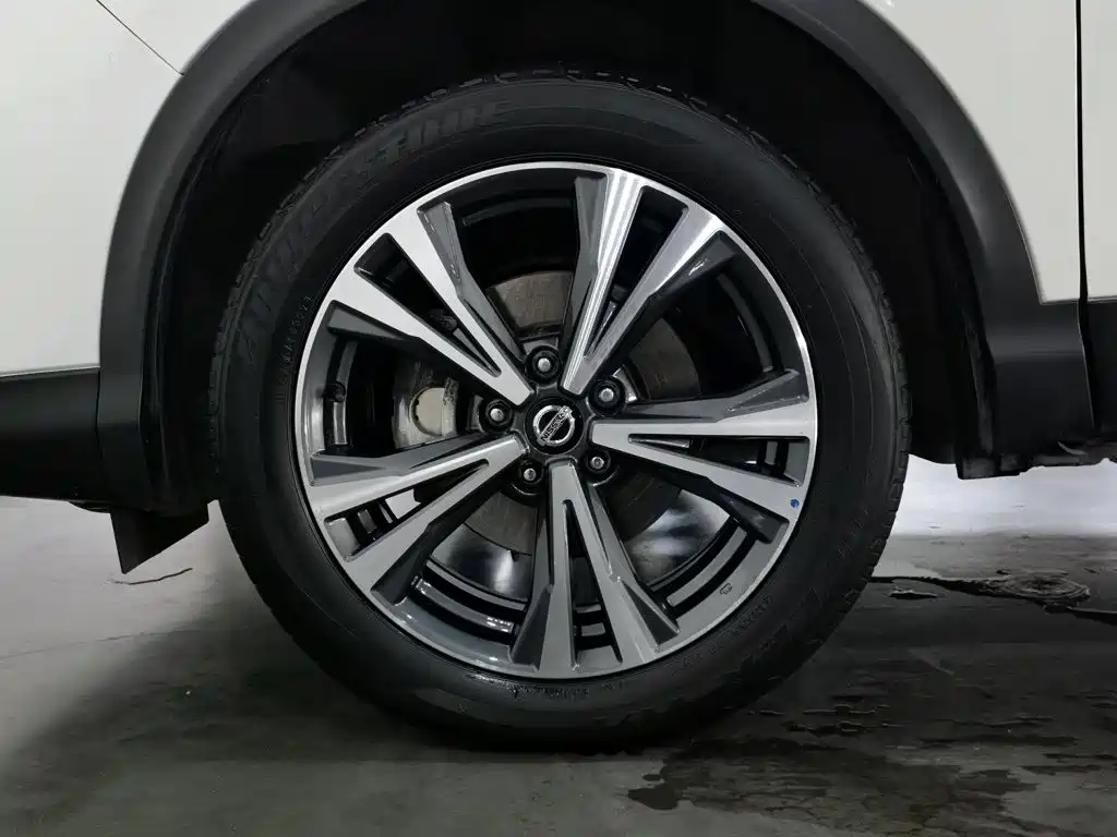 Фото 17 - Nissan Qashqai