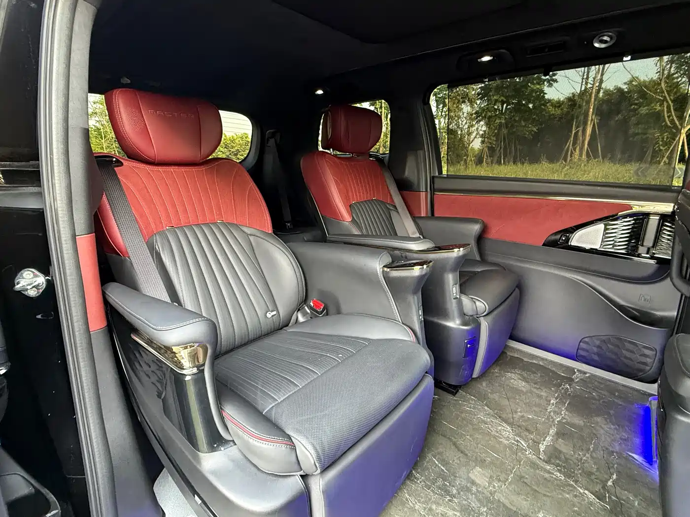 GAC Trumpchi Trumpchi M8 2023 Model Master Series 400T Flagship Edition фото 9