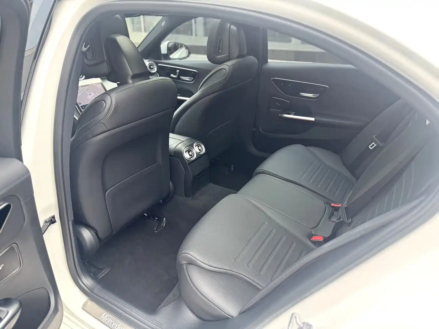 Mercedes-Benz C-Class 2023 C 260 L Sport фото 6