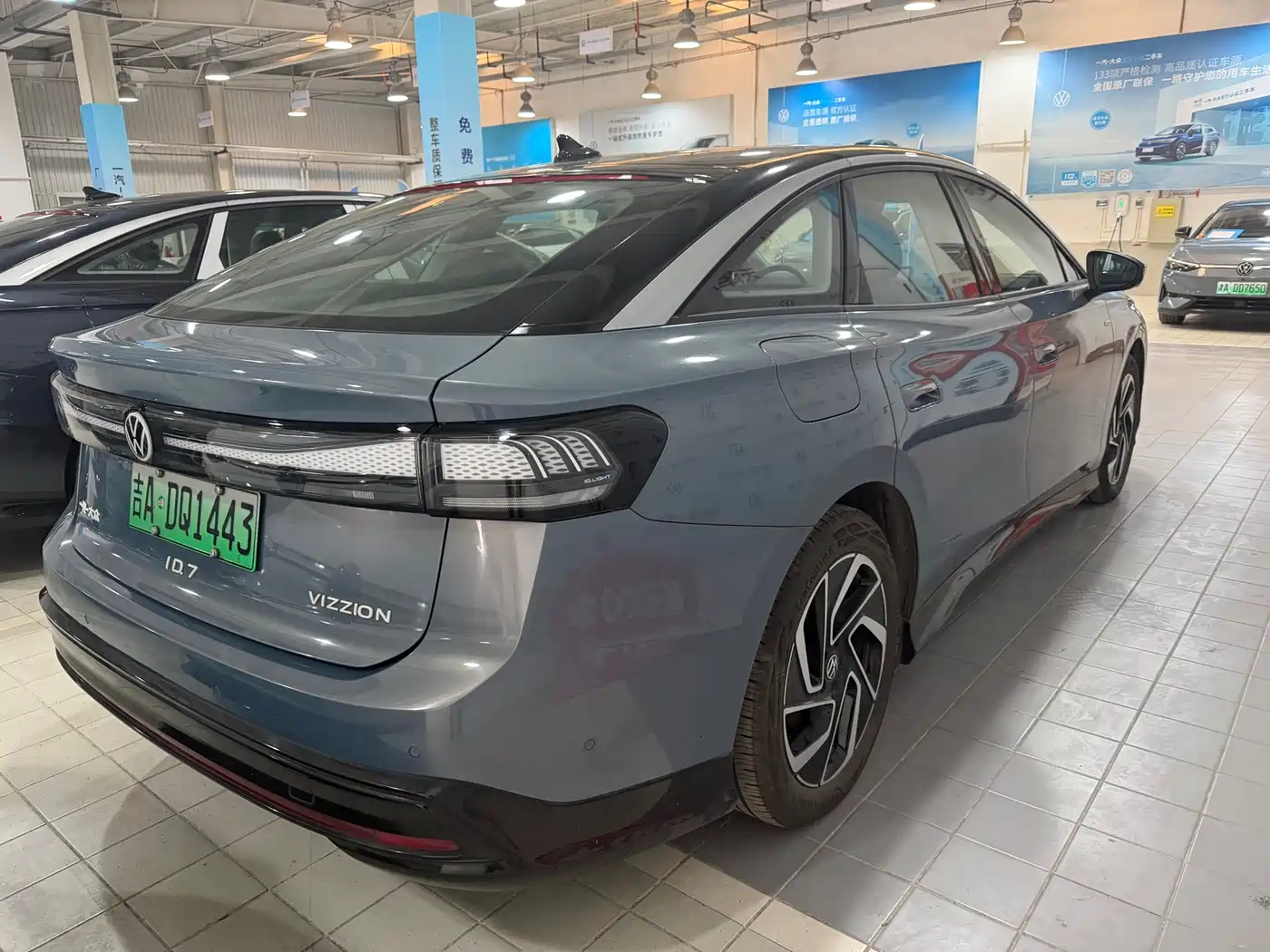 VOLKSWAGEN ID.7 VIZZION