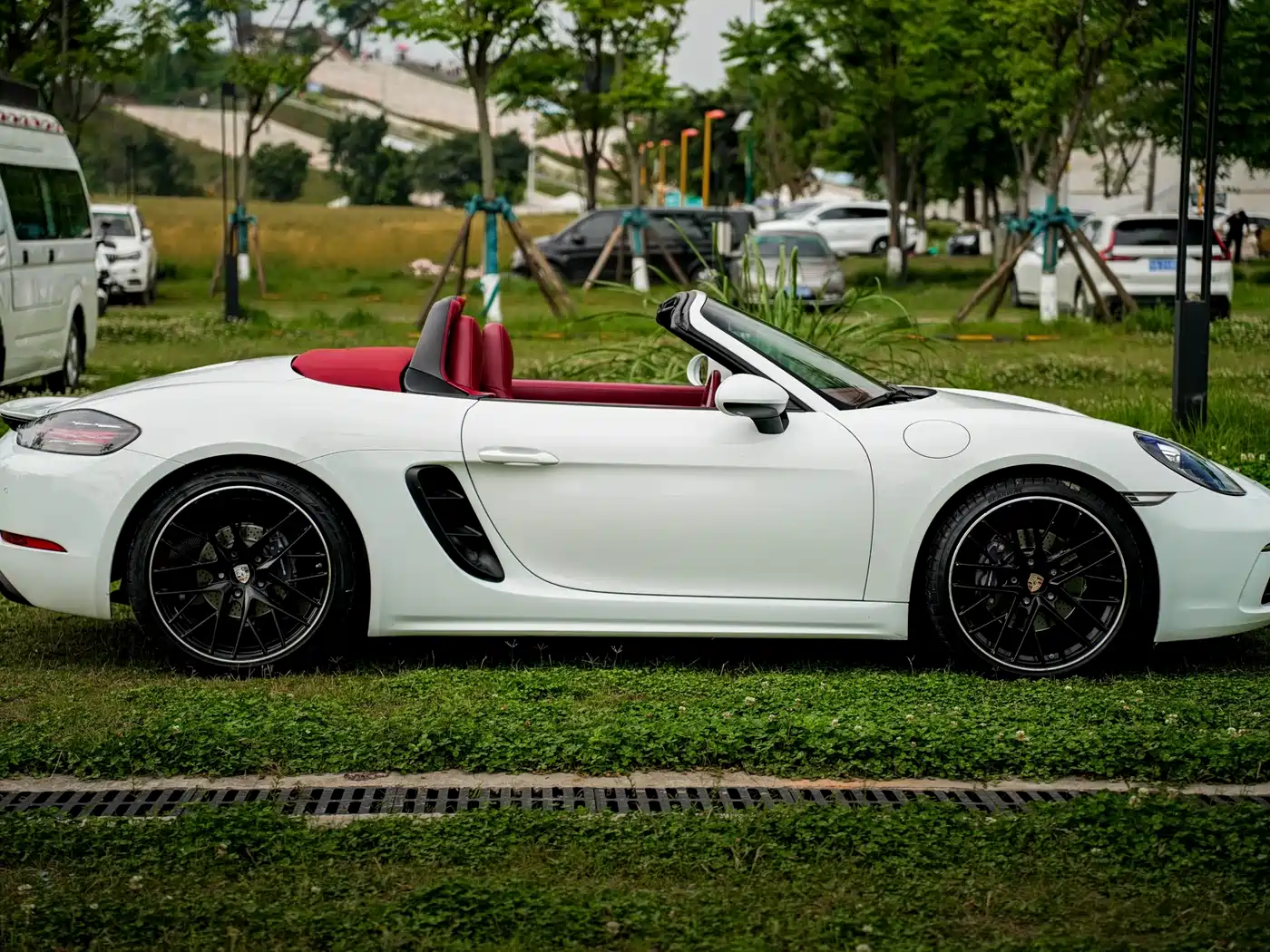 Porsche 718 2020 Boxster 2.0T фото 4