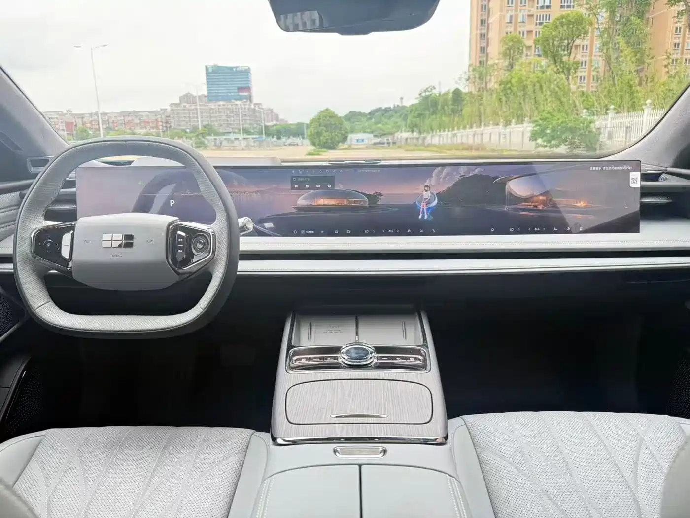 Geely Galaxy Galaxy E8 2025 700km Long Voyage Smart Drive Edition фото 7