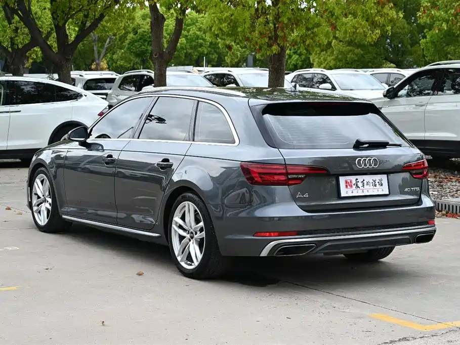Audi A4 (Import) 2020 Avant Pioneer 40 TFSI Luxury Sport фото 4
