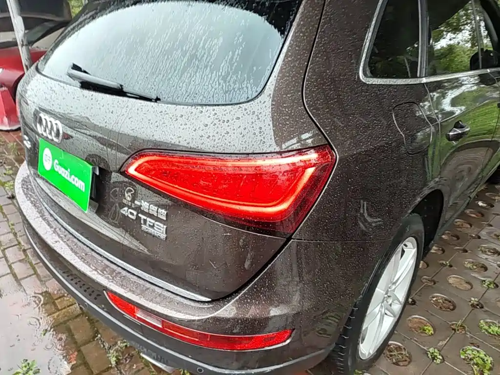 Photo 8 - Audi Q5