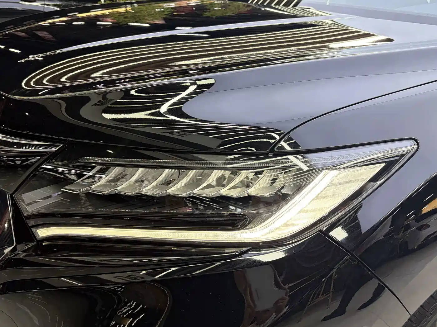 Honda UR-V 2024 2023 370TURBO AWD Premium Edition