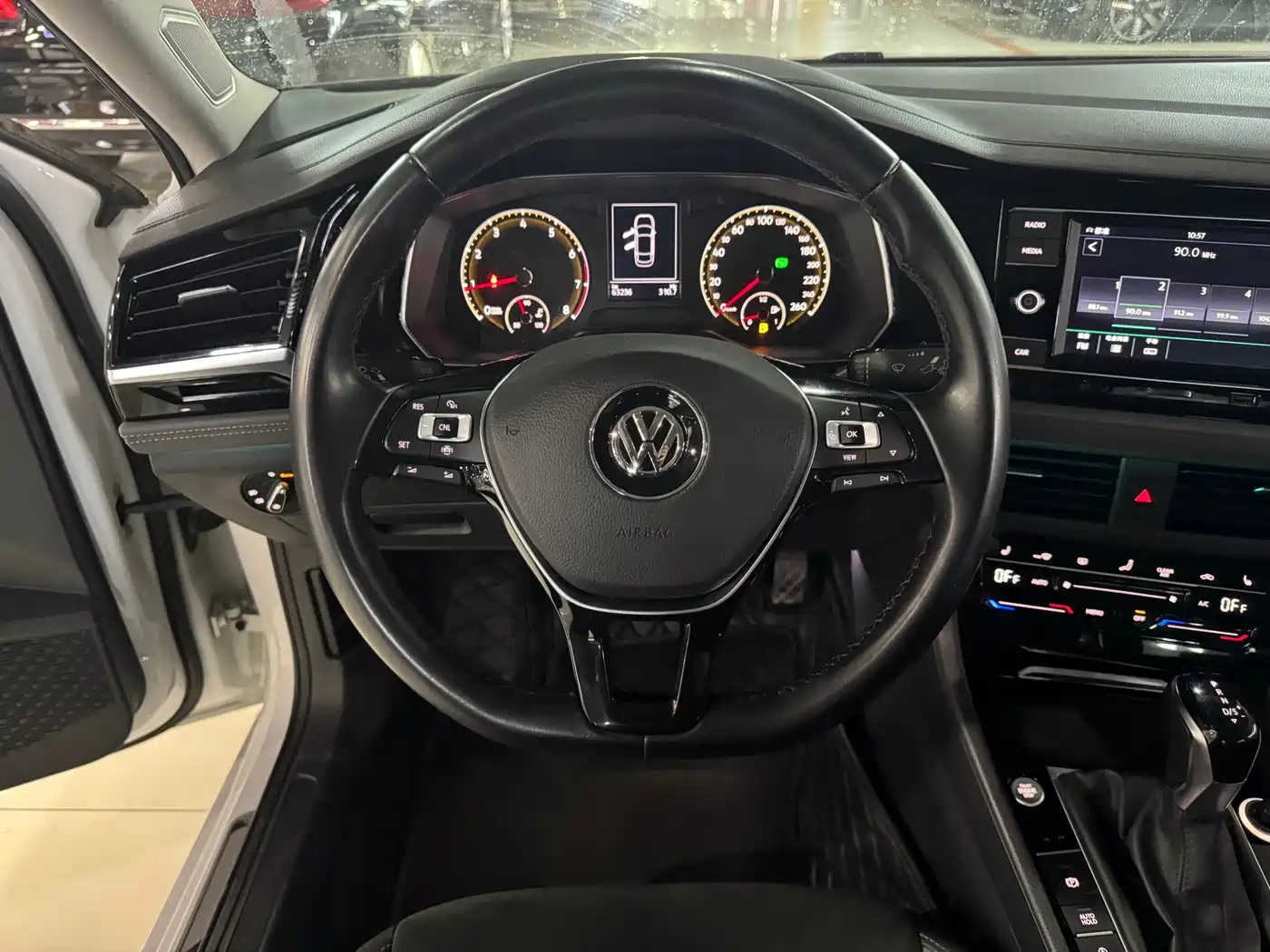 Volkswagen Sagitar 2019 280TSI DSG Luxury Edition China VI фото 7