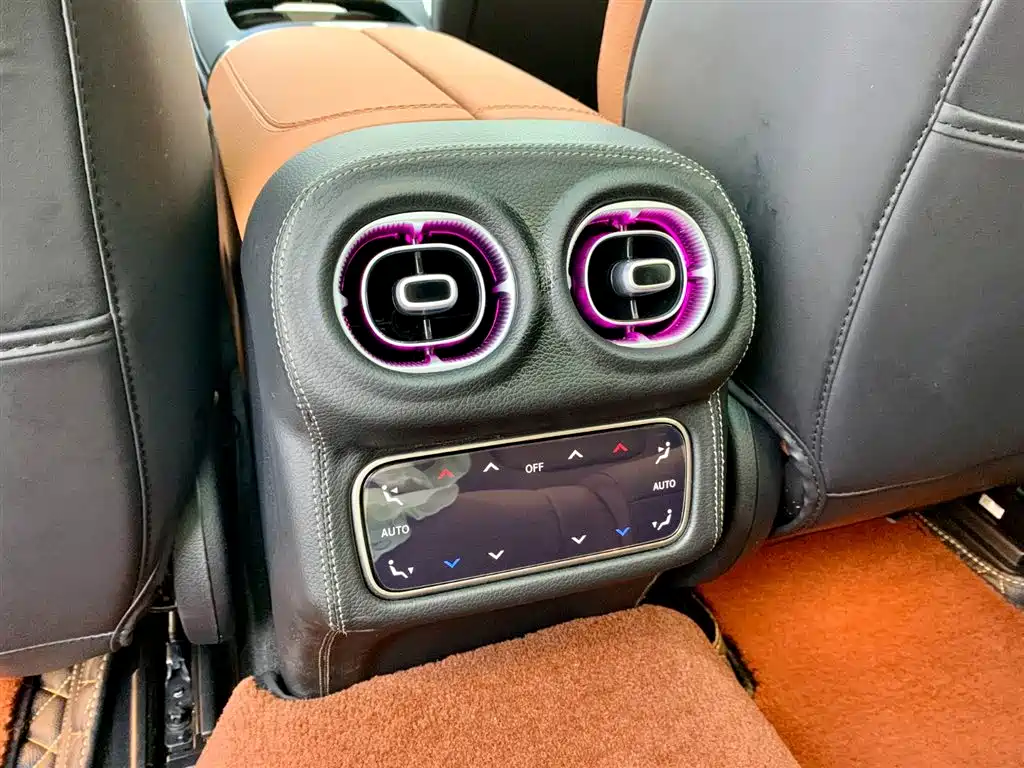 Mercedes-Benz GLC 2024 GLC 300 L 4MATIC Luxury 5-seater фото 28