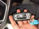 Фото 9 - Geely Vision X3