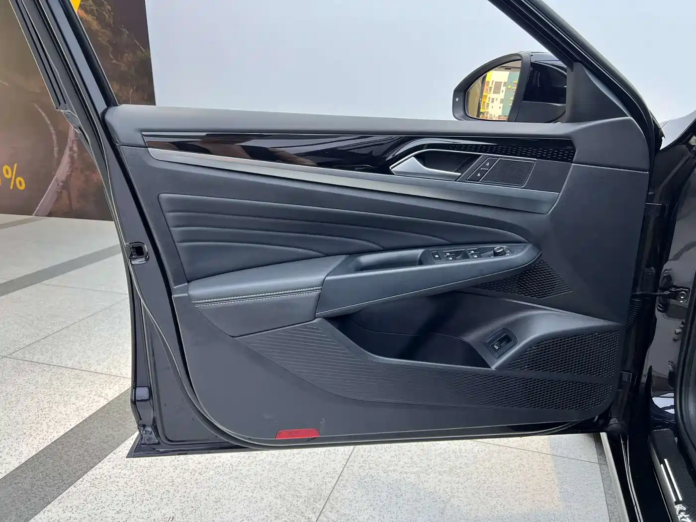 Volkswagen Passat 2022 280TSI Business Edition фото 3