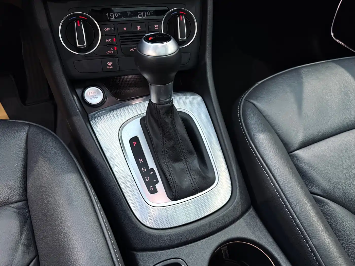 Audi Q3 2018 30th Anniversary Edition 30 TFSI Style фото 20