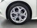 Фото 17 - Ford Focus