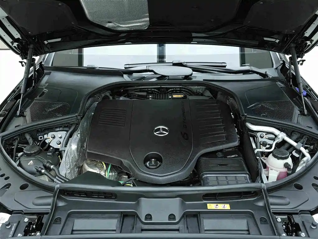 Фото 22 - Mercedes-Benz Maybach S-Class