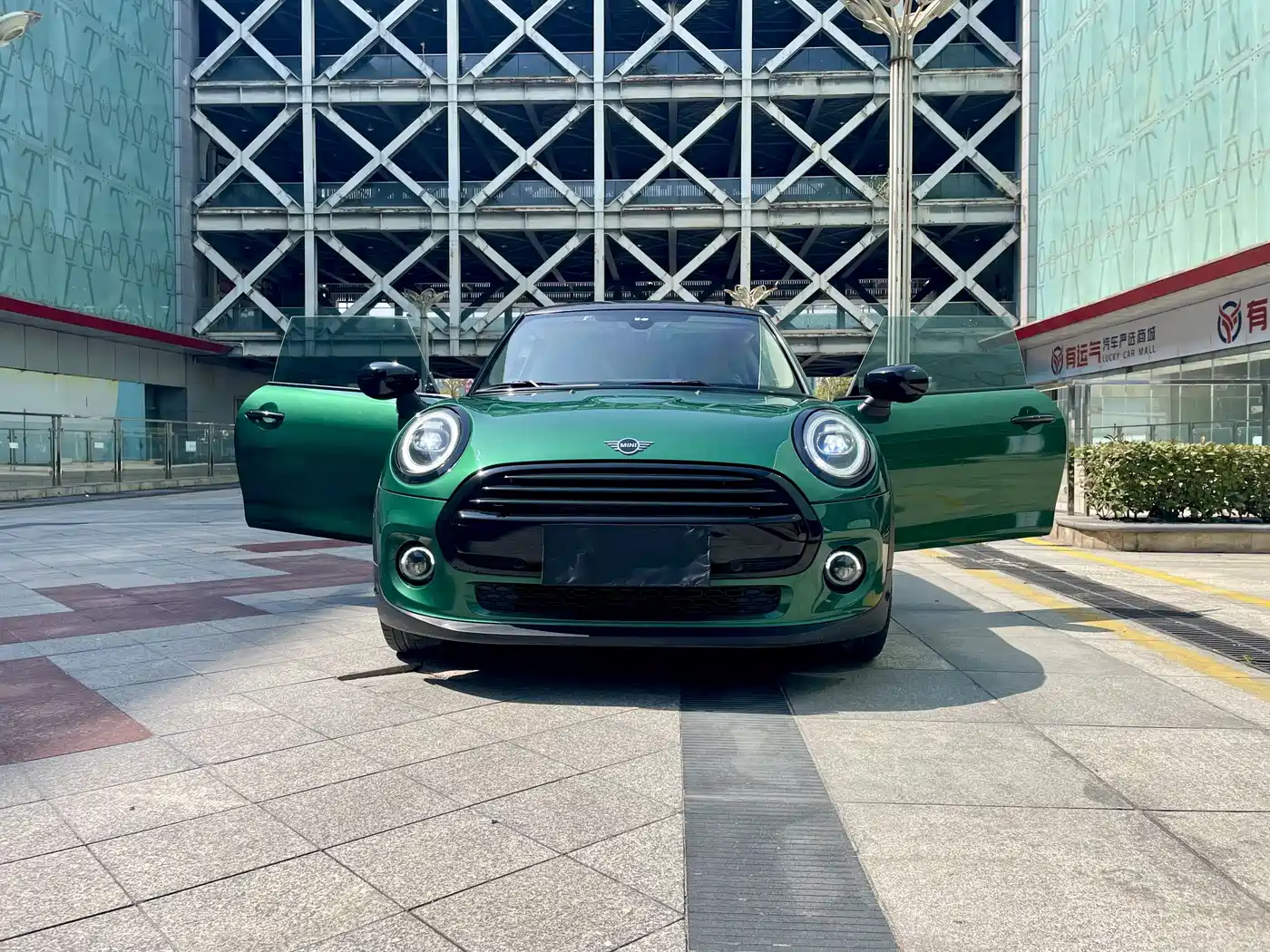 MINI 2021 1.5T COOPER Artist фото 10