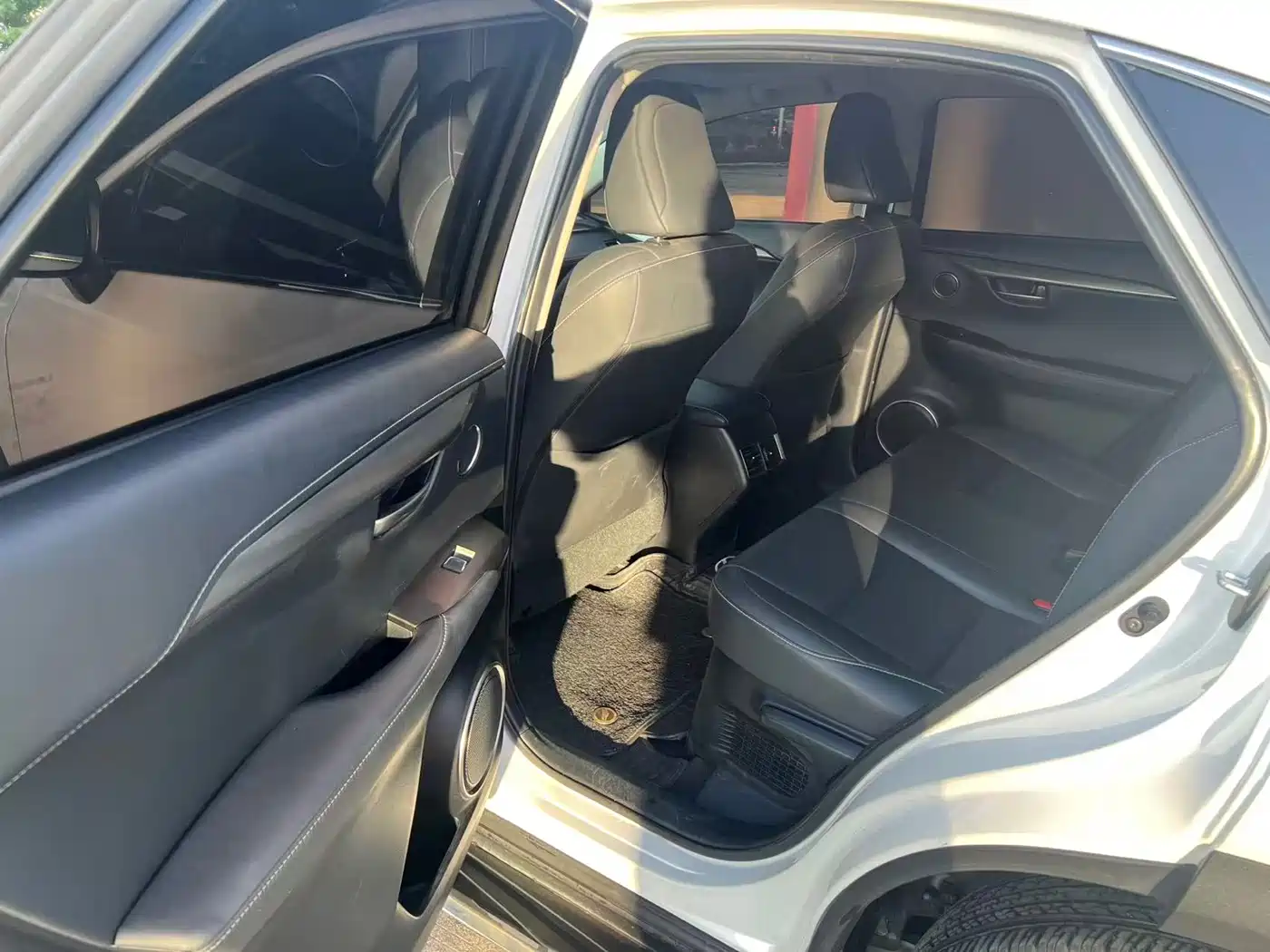 Фото 5 - Lexus NX