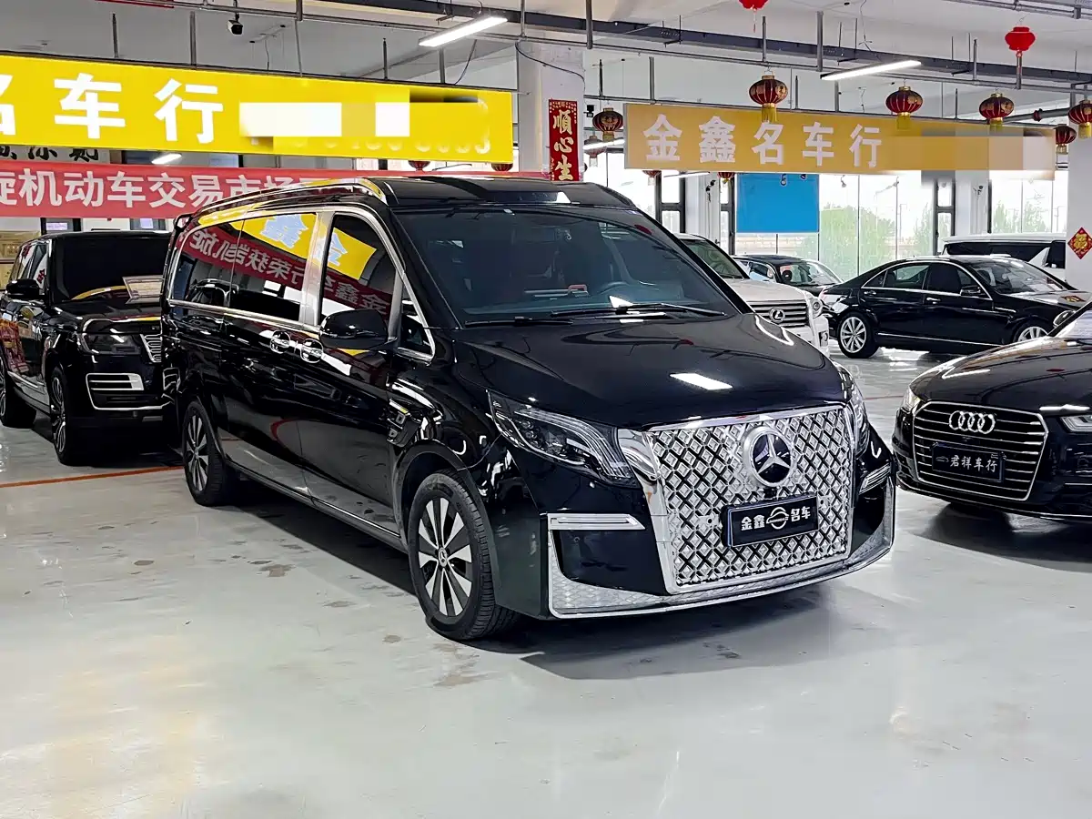 Mercedes-Benz Vito 2024 2.0T Elite Edition 7-Seater фото 3