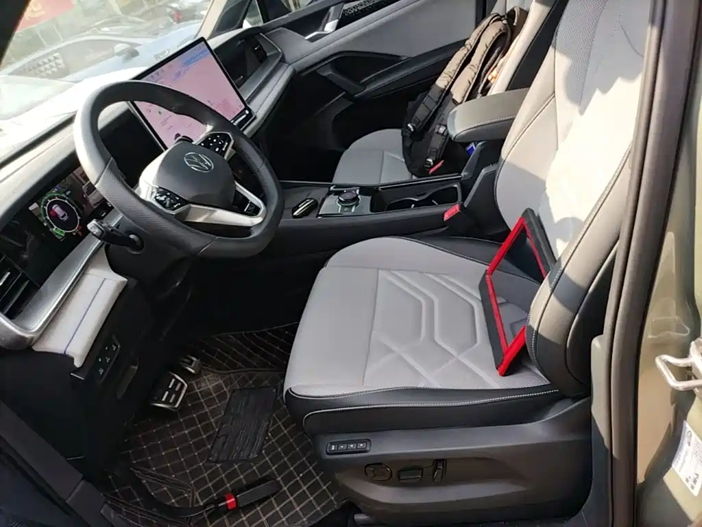 Volkswagen Tayron 2025 2025 Tayron L 380TSI 4WD Luxury