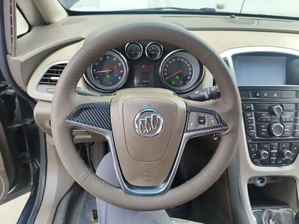 Фото 7 - Buick Excelle