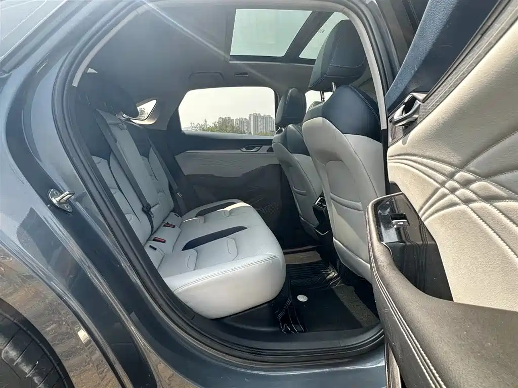 GEELY AUTOMOBILE XINGRUI