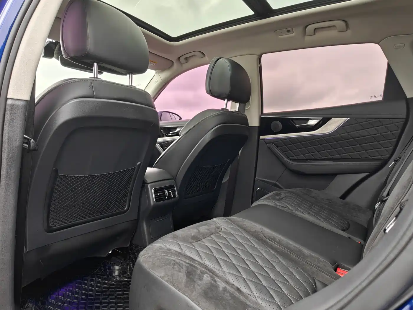 Hongqi HS5 2019 2.0T Smart Connect Enjoy 4WD Edition фото 4