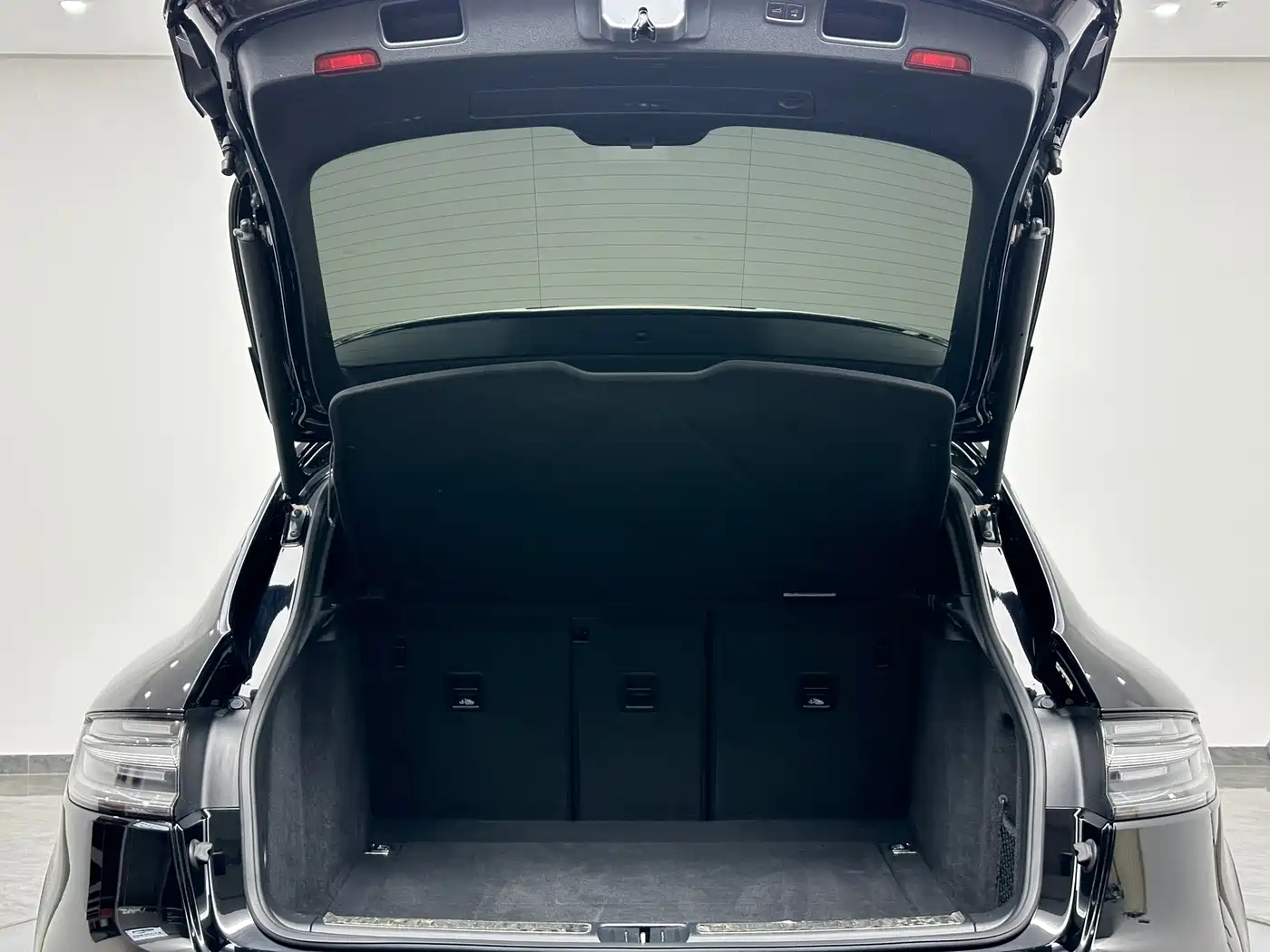 Porsche Macan 2021 Macan 2.0T фото 30