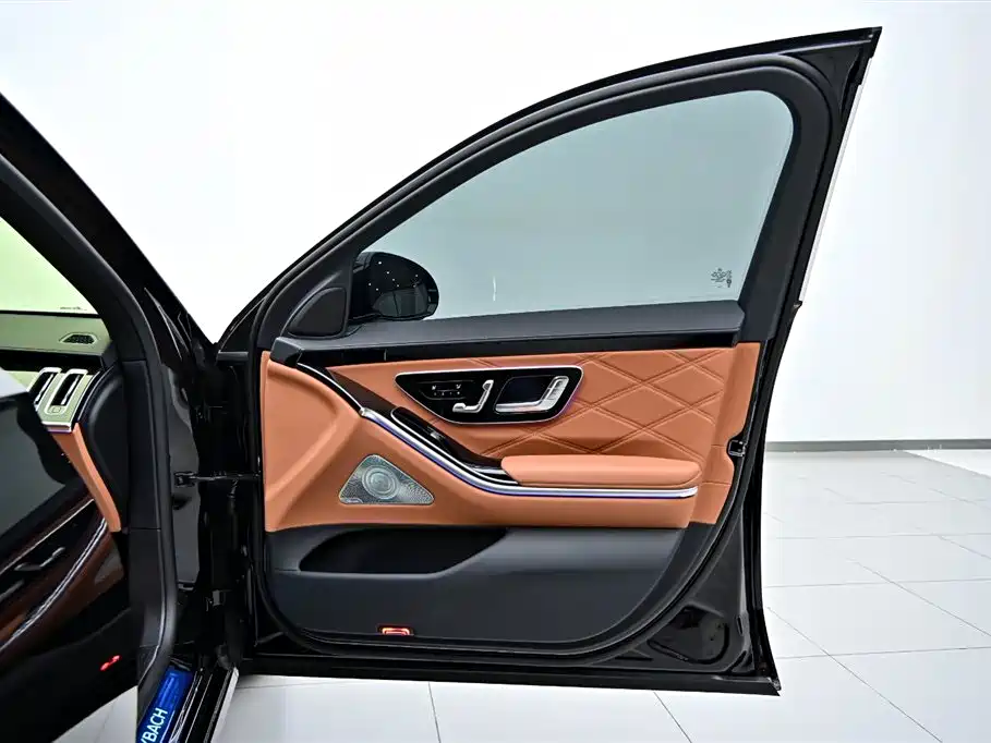 Mercedes-Benz Maybach S-Class 2025 Model S 480 4MATIC фото 19