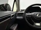 Фото 20 - Lexus RX