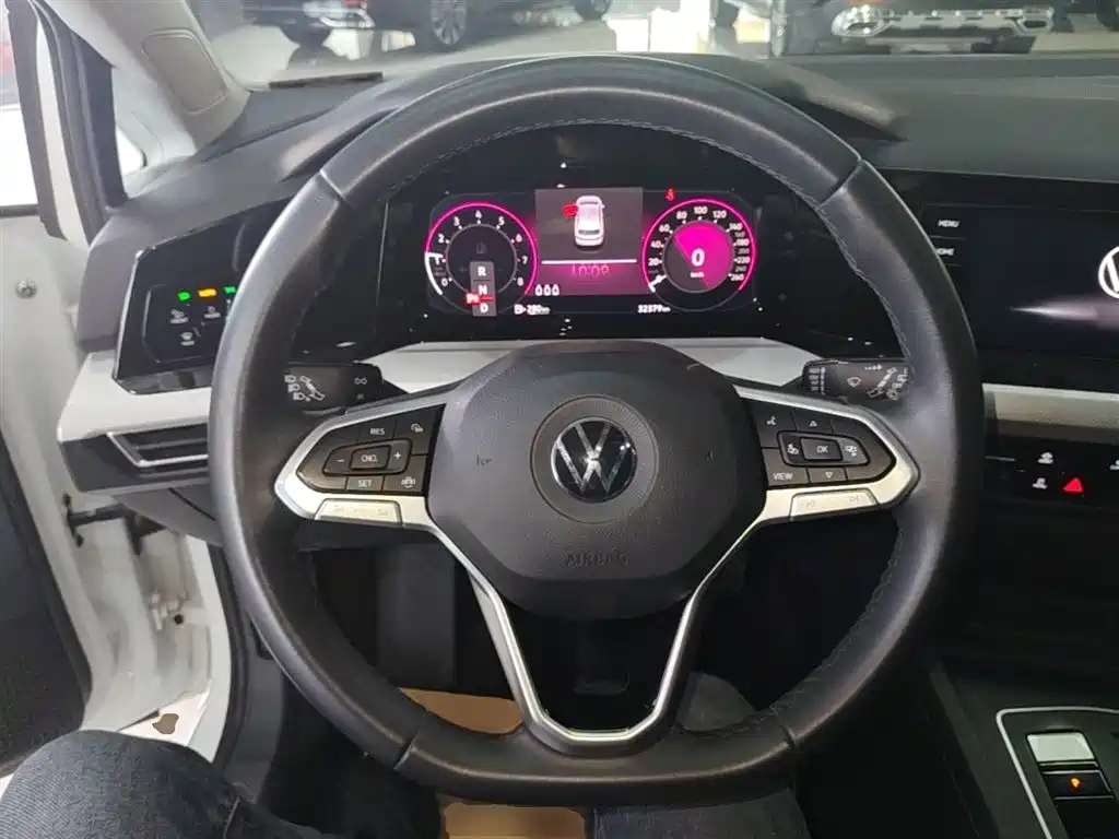 Volkswagen Golf 2021 280TSI DSG Pro фото 11