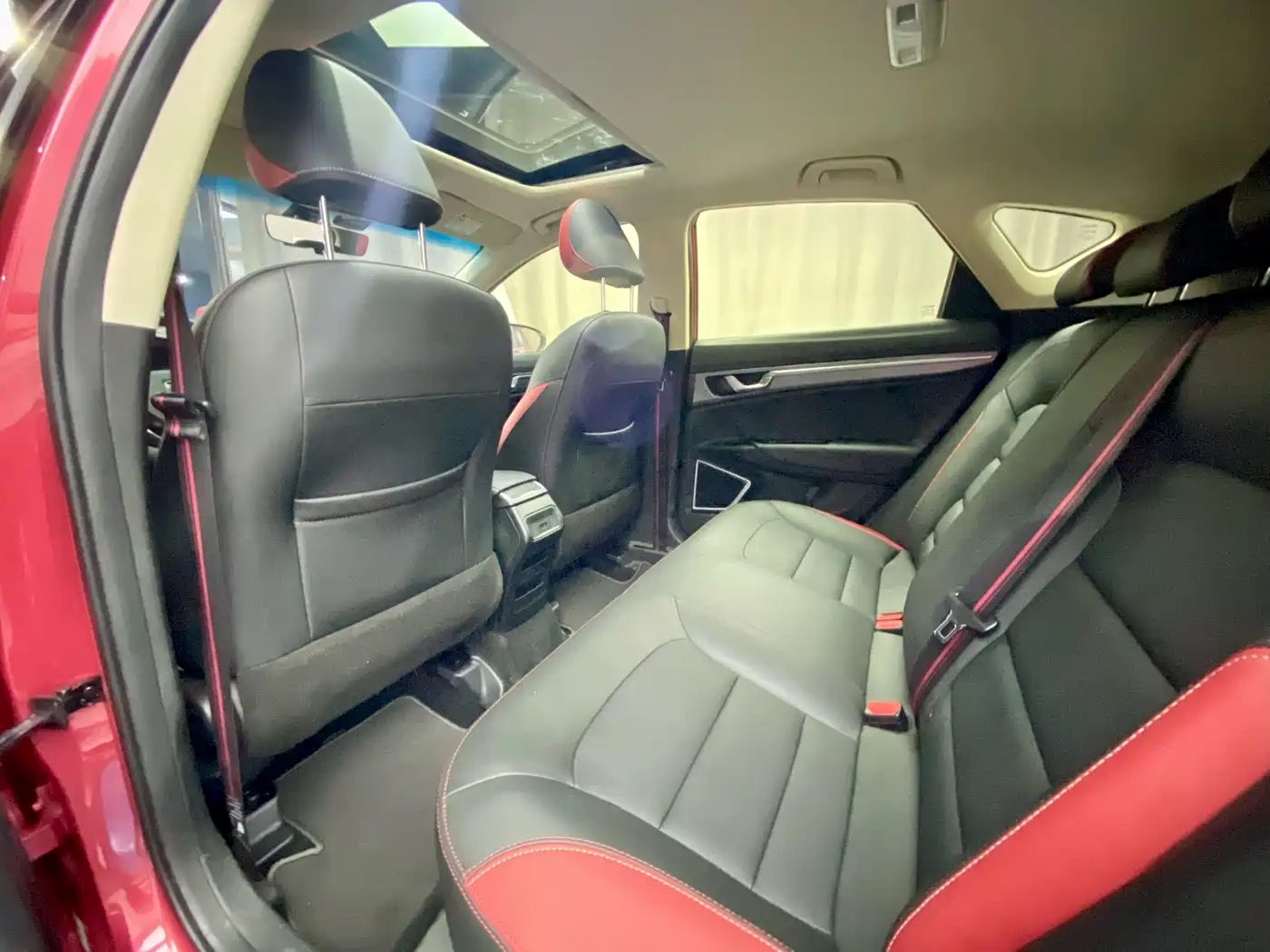 Geely Emgrand GS 2020 1.4T CVT Elegance 14