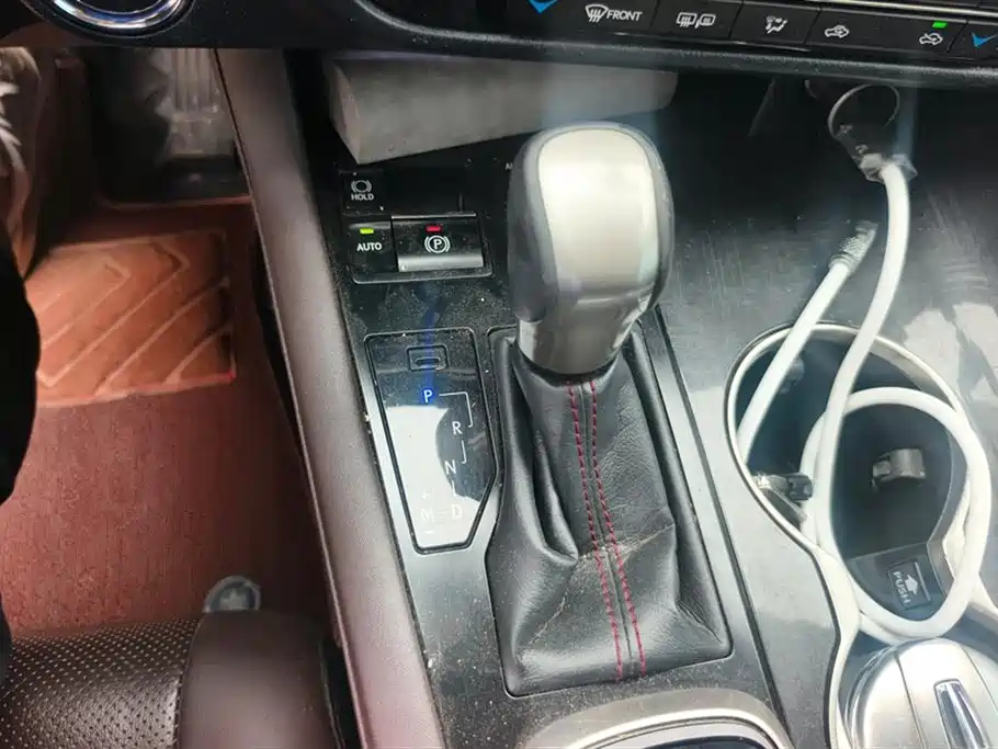 Lexus RX 2016 300 4WD Elegance Edition (China V) фото 16