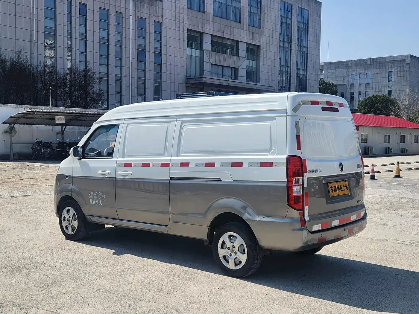 Jinbei New Hiace X30L 2023 2023 1.5L Fortune Van 2/5-seater AC Version SWC15M
