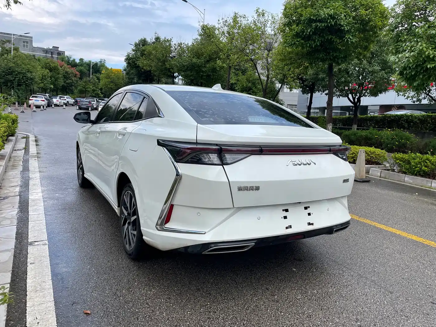 Фото 19 - Dongfeng Aeolus Yixuan