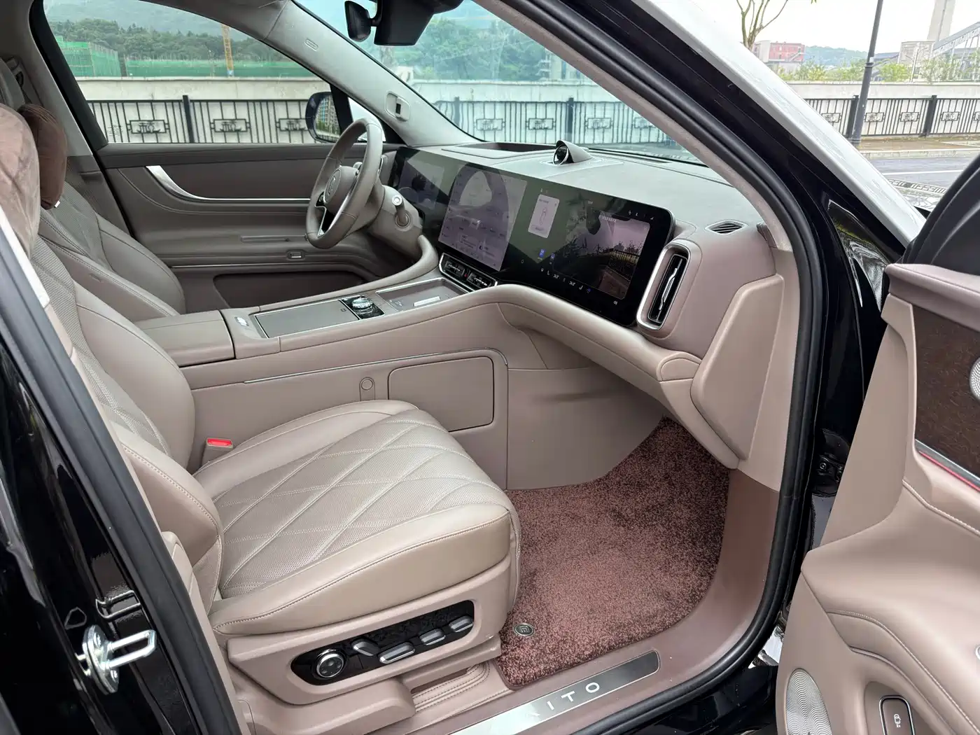 Aito M9 2025 2025 Extended Range Ultra 52kWh 6-Seater