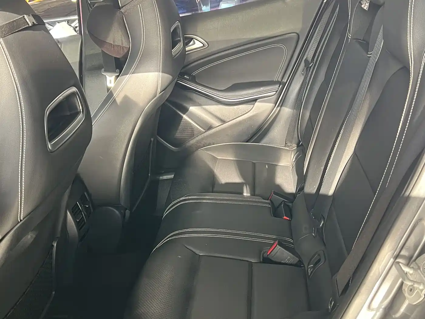 Mercedes-Benz GLA 2016 GLA 200 Dynamic фото 10