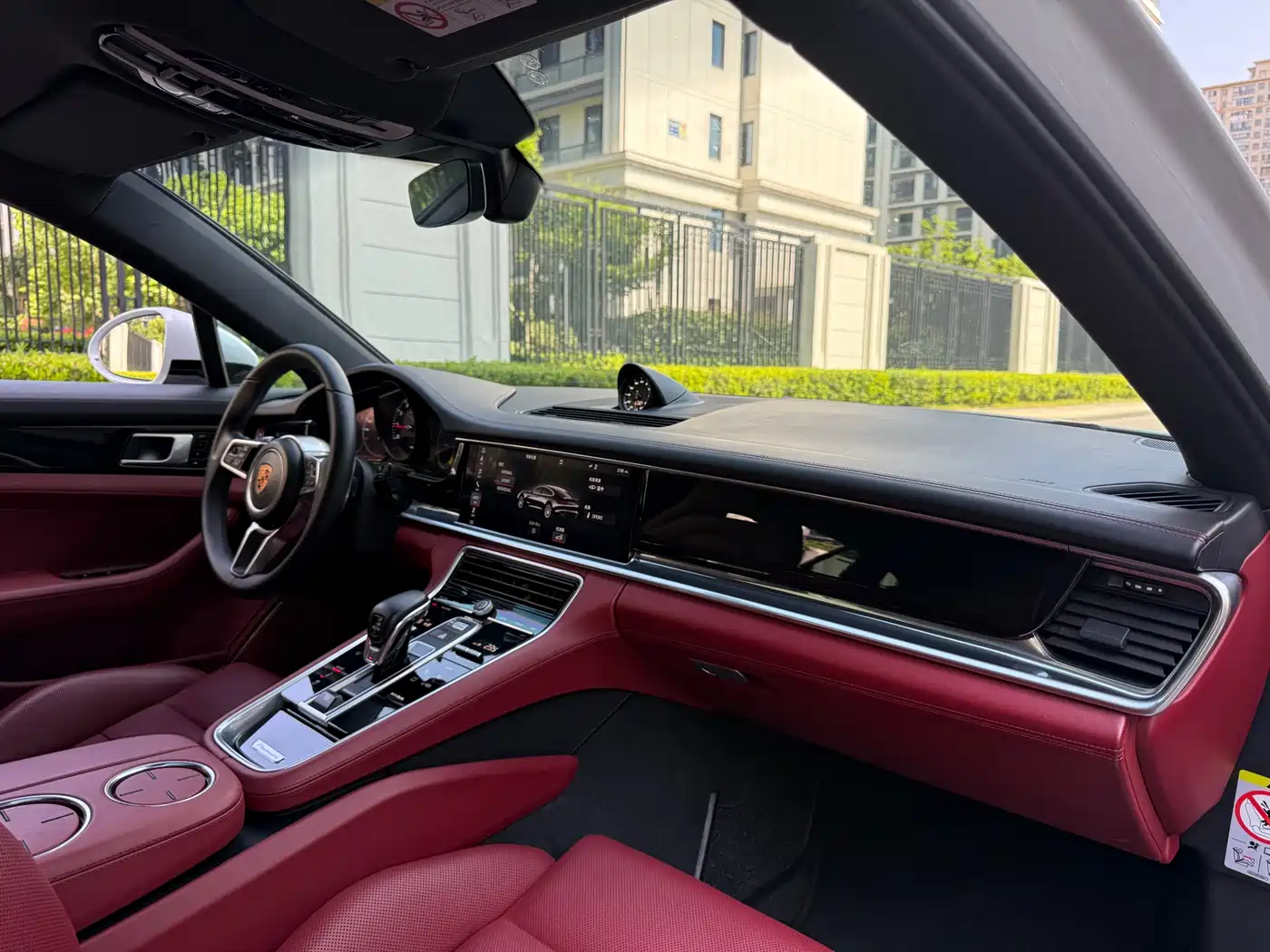 Porsche Panamera 2017 Panamera Executive Long Wheelbase 3.0T фото 19